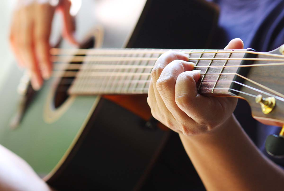 Home Guitar Lessons Gold Coast
